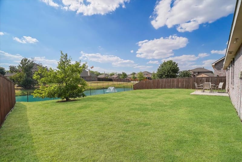1010 Canterbury Drive, Prosper TX 75078 - Photo 2