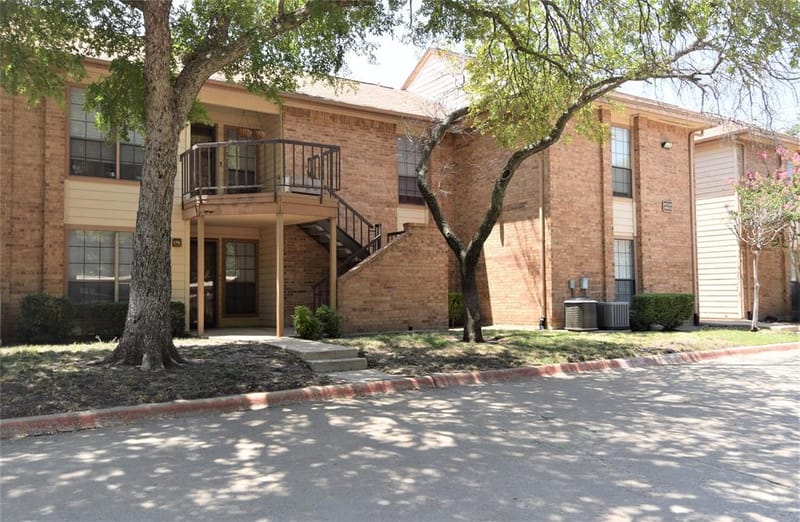 16301 ledgemont Lane # 176, Addison TX 75001
