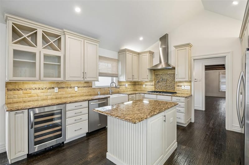 5610 Forest Lane, Dallas TX 75230 - Photo 10