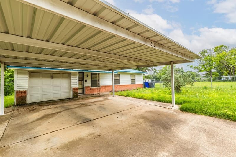 1516 Bryan Avenue, Waco TX 76708 - Photo 3