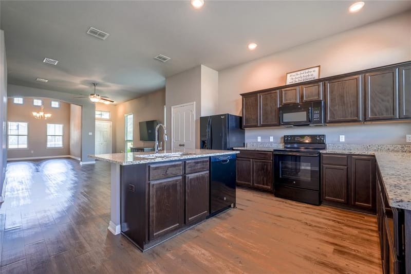 10617 Langham Drive, Waco TX 76708 - Photo 6
