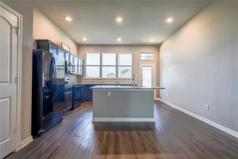 10617 Langham Drive, Waco TX 76708 - Photo 7