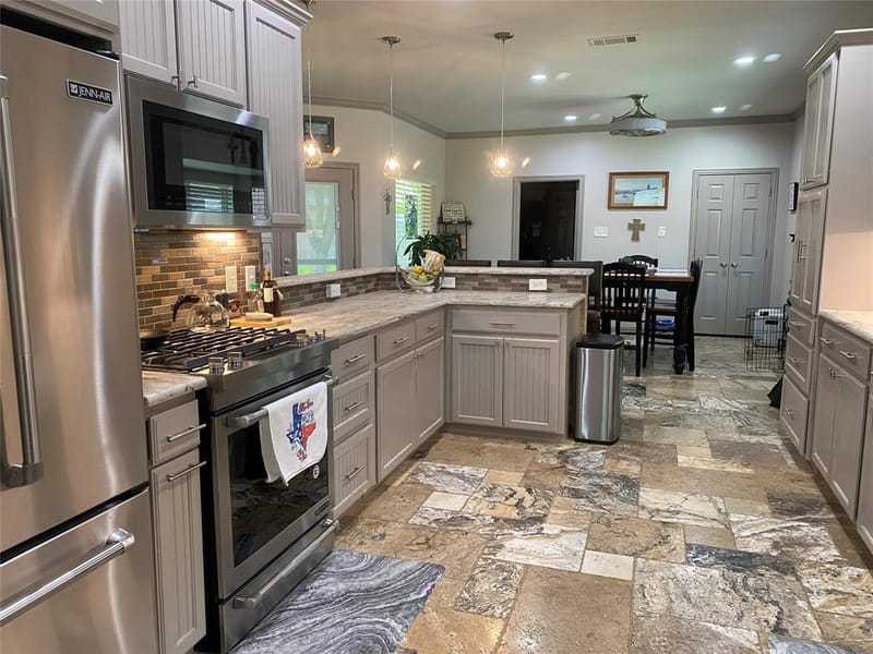 1631 Greenway Court, Midlothian TX 76065 - Photo 7