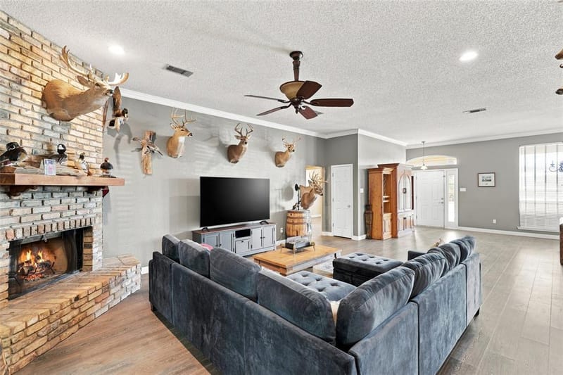 9014 Woodlawn Drive, Granbury TX 76049 - Photo 8
