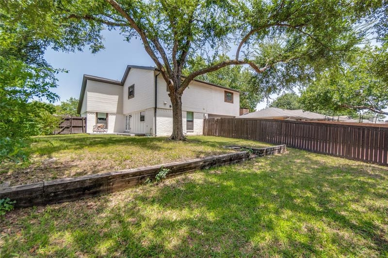 3715 Westminster Drive, Carrollton TX 75007 - Photo 19