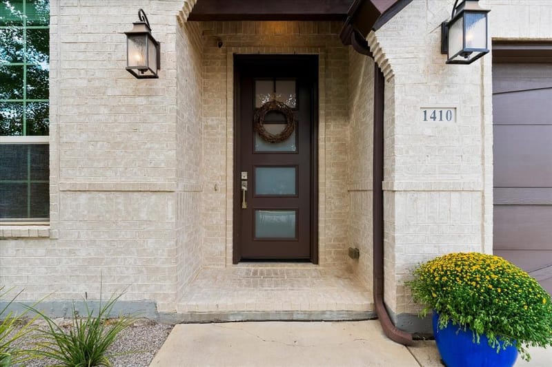 1410 Fort Davis Drive, Euless TX 76039 - Photo 5