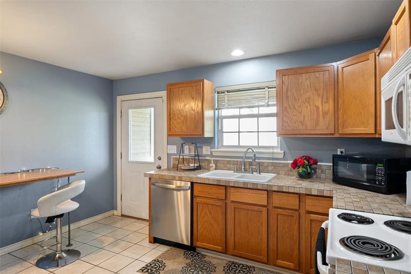 239 Seacraft Drive, Gun Barrel City TX 75156 - Photo 7
