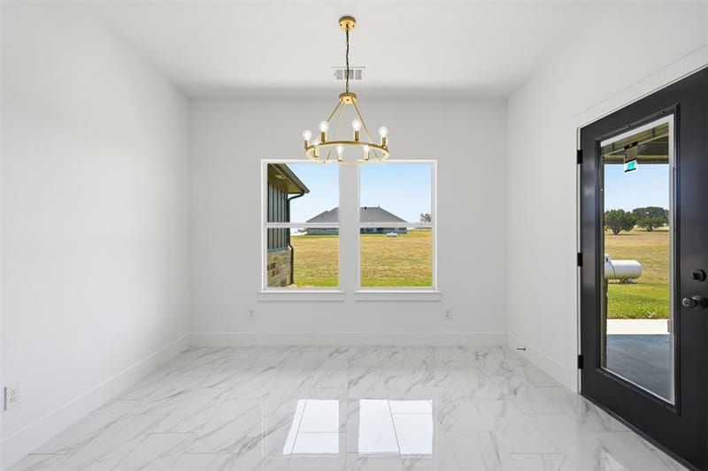 6657 Buffalo Ridge Circle, Godley TX 76044 - Photo 11