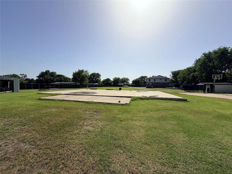 222 County Road 876, Princeton TX 75407 - Photo 36