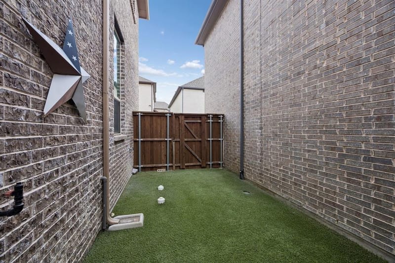 261 Golden Gate Drive, Richardson TX 75080 - Photo 24