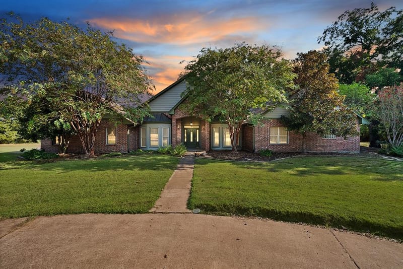 5010 Milam Road, Mesquite TX 75181 - Photo 2