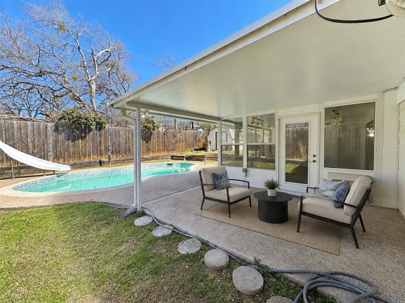 7229 Martha Lane, Fort Worth TX 76112 - Photo 13