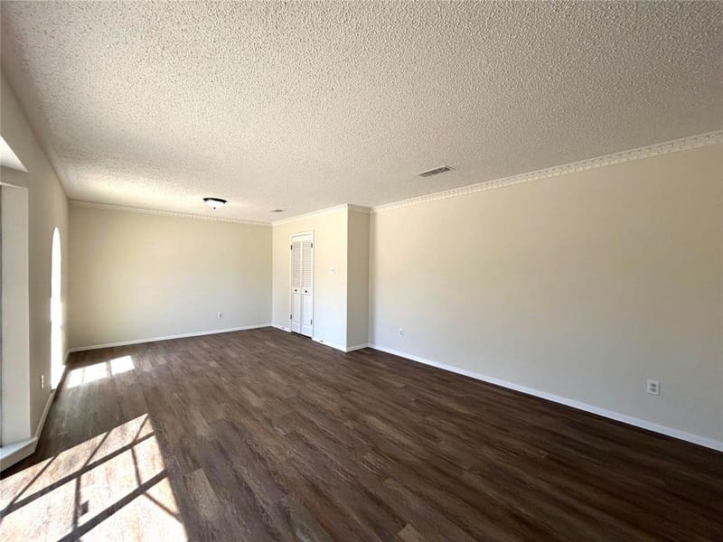 7229 Martha Lane, Fort Worth TX 76112 - Photo 17