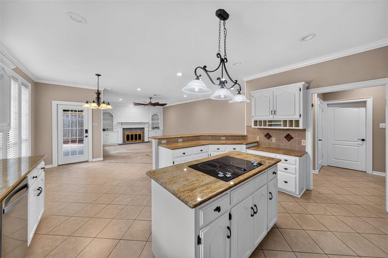 504 Hyde Park Drive, Tyler TX 75701 - Photo 11