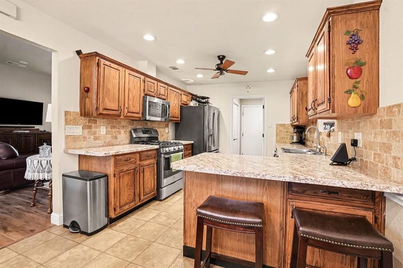 3120 Greenfield Court, Mesquite TX 75181 - Photo 6