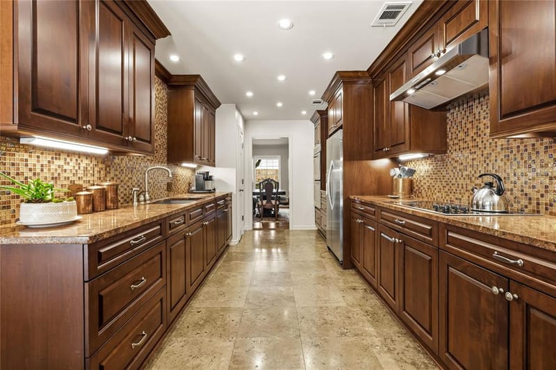 10626 Cox Lane, Dallas TX 75229 - Photo 11