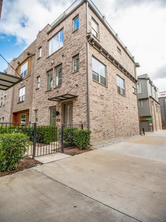 1805 Granite Falls Court, Dallas TX 75204 - Photo 3