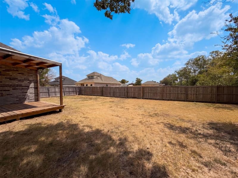 301 E Jefferson Street, Palmer TX 75152 - Photo 16