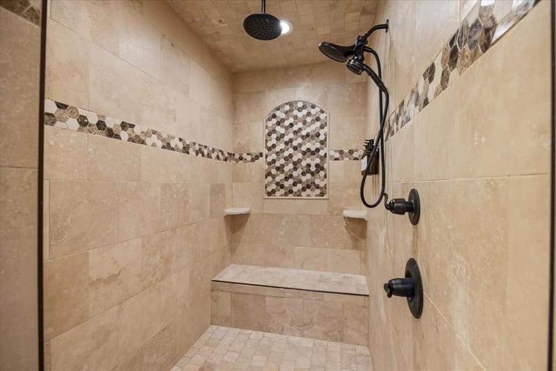 4100 Apache Trail Court, Granbury TX 76048 - Photo 17