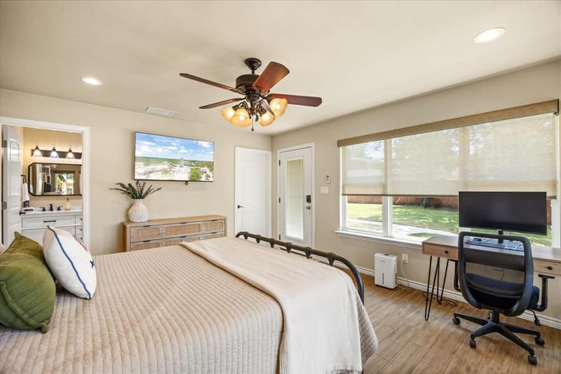 4100 Apache Trail Court, Granbury TX 76048 - Photo 22