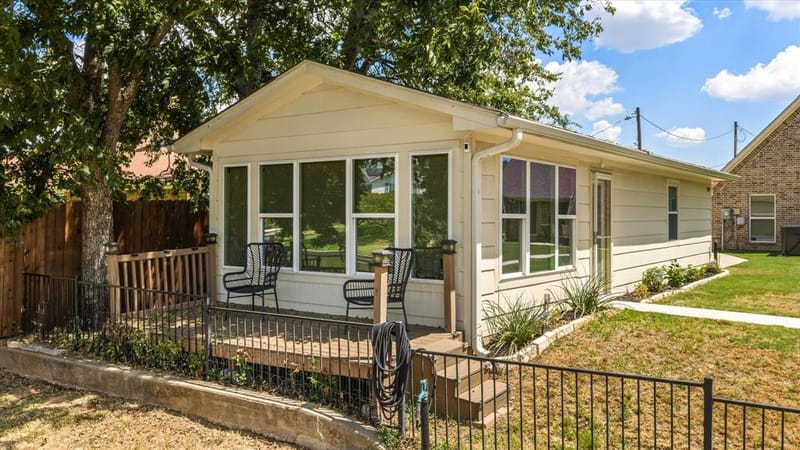 4100 Apache Trail Court, Granbury TX 76048 - Photo 28