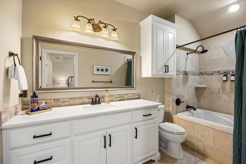 4100 Apache Trail Court, Granbury TX 76048 - Photo 20