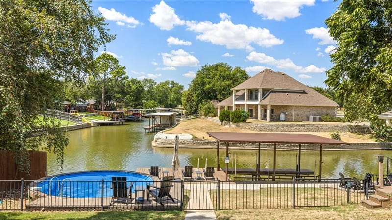 4100 Apache Trail Court, Granbury TX 76048 - Photo 30