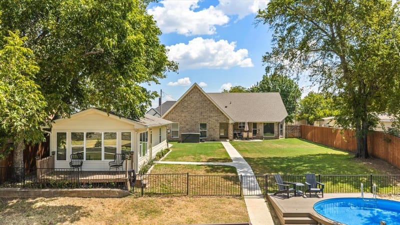 4100 Apache Trail Court, Granbury TX 76048 - Photo 33