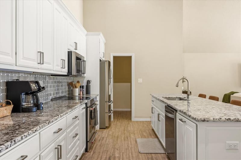 4100 Apache Trail Court, Granbury TX 76048 - Photo 11