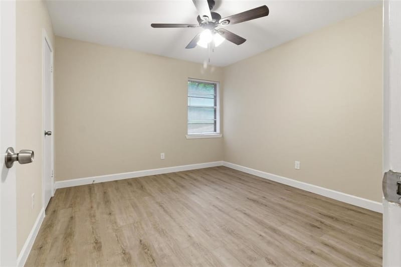 2703 Oak Cliff Lane, Arlington TX 76012 - Photo 13