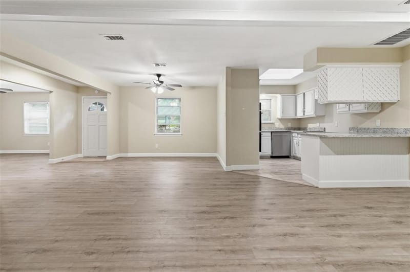 2703 Oak Cliff Lane, Arlington TX 76012 - Photo 7