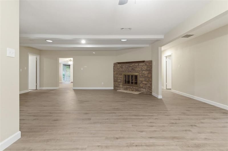 2703 Oak Cliff Lane, Arlington TX 76012 - Photo 3