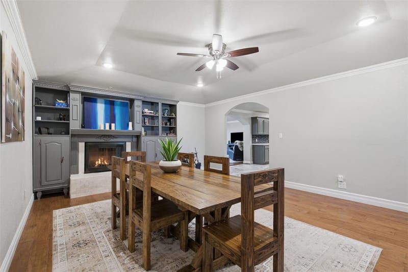 917 E Worth Street, Grapevine TX 76051 - Photo 5