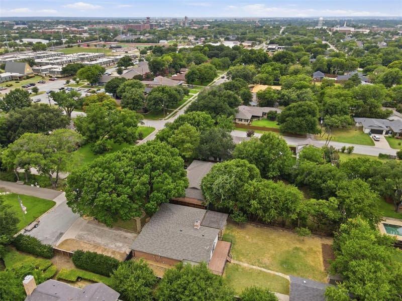 917 E Worth Street, Grapevine TX 76051 - Photo 34