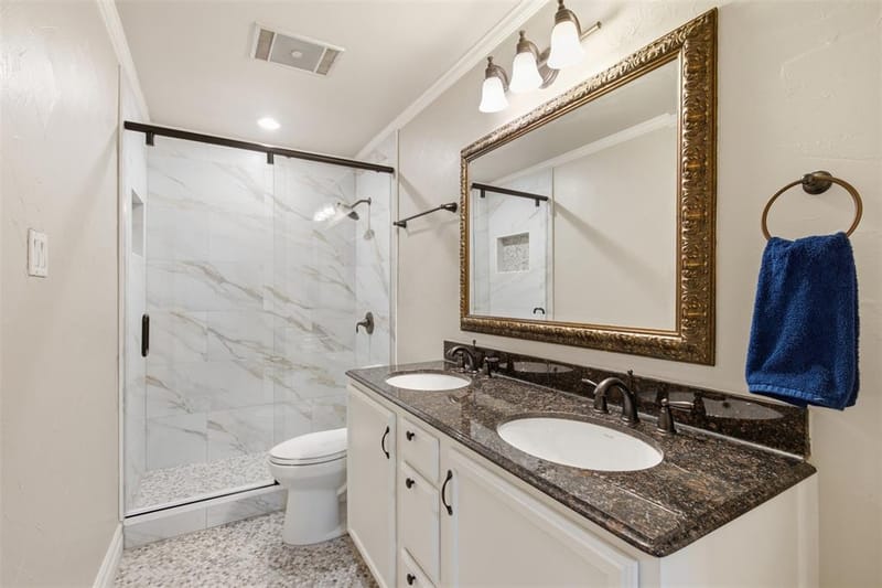 917 E Worth Street, Grapevine TX 76051 - Photo 18
