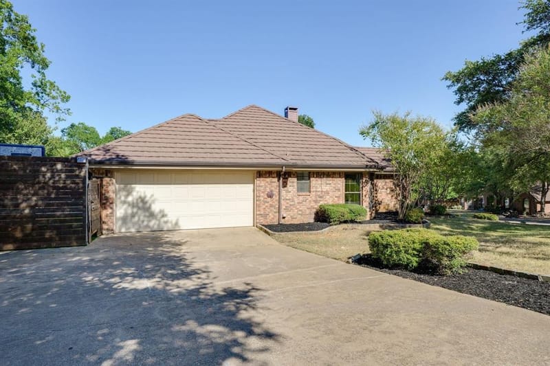716 Ashley Drive, Hurst TX 76054 - Photo 19