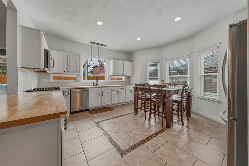 9072 Elbe Trail, Fort Worth TX 76118 - Photo 8
