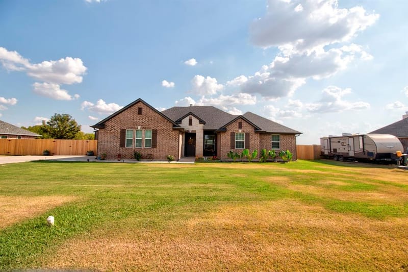 612 Fawn Trail, Tioga TX 76271 - Photo 2