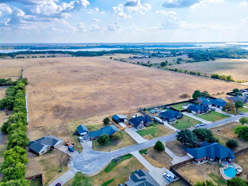 612 Fawn Trail, Tioga TX 76271 - Photo 5