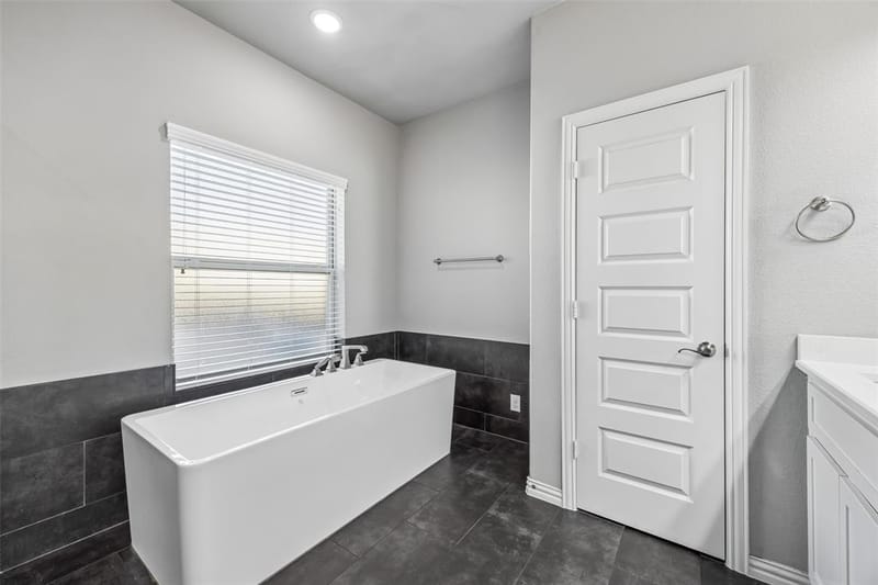 9200 Brittlebrush Trail, Fort Worth TX 76177 - Photo 18