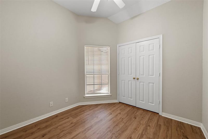 616 Pebble Creek Drive, Hewitt TX 76643 - Photo 15