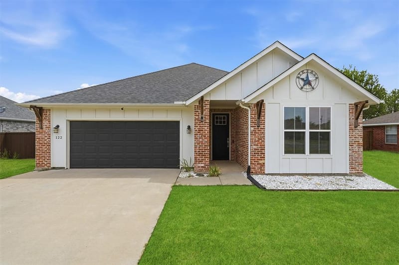 122 Alma Lane, Whitewright TX 75491