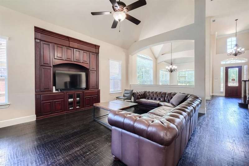 10510 Toffenham Drive, Frisco TX 75035 - Photo 12