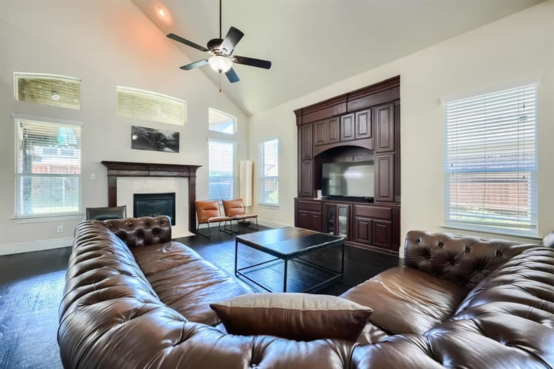 10510 Toffenham Drive, Frisco TX 75035 - Photo 11