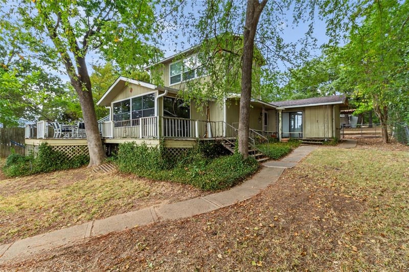 142 Lowe Drive, Mabank TX 75156