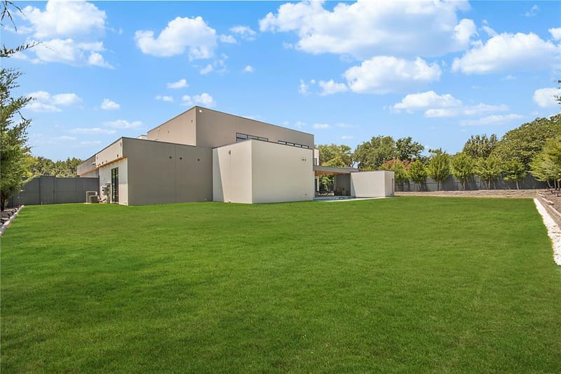 4625 Walnut Hill Lane, Dallas TX 75229 - Photo 38