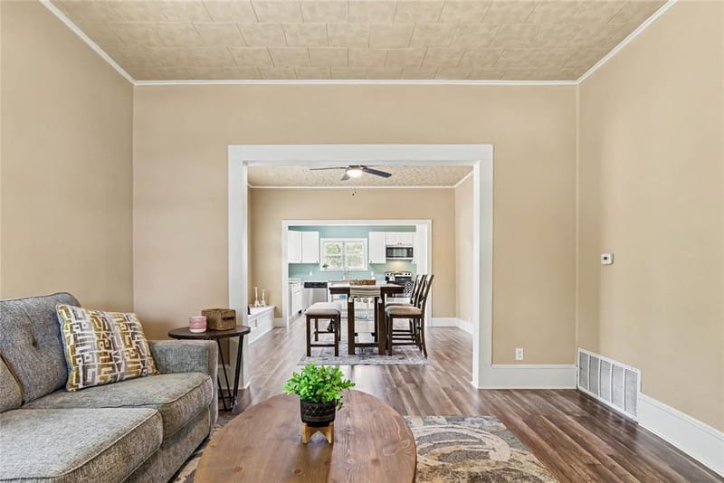 108 E Tyler Street, Ennis TX 75119 - Photo 8