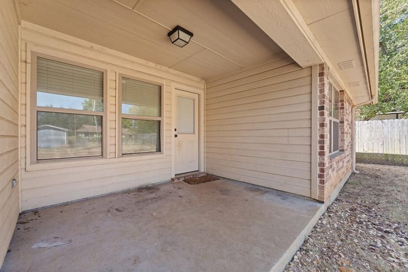 1212 Bales Street, Cleburne TX 76033 - Photo 24