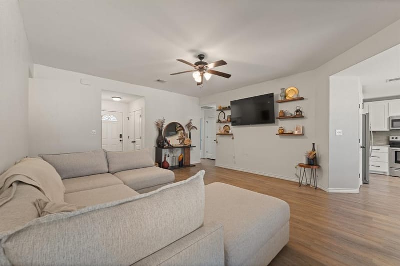 1212 Bales Street, Cleburne TX 76033 - Photo 8