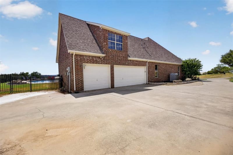 9900 Harbour View Lane, Fort Worth TX 76179 - Photo 39
